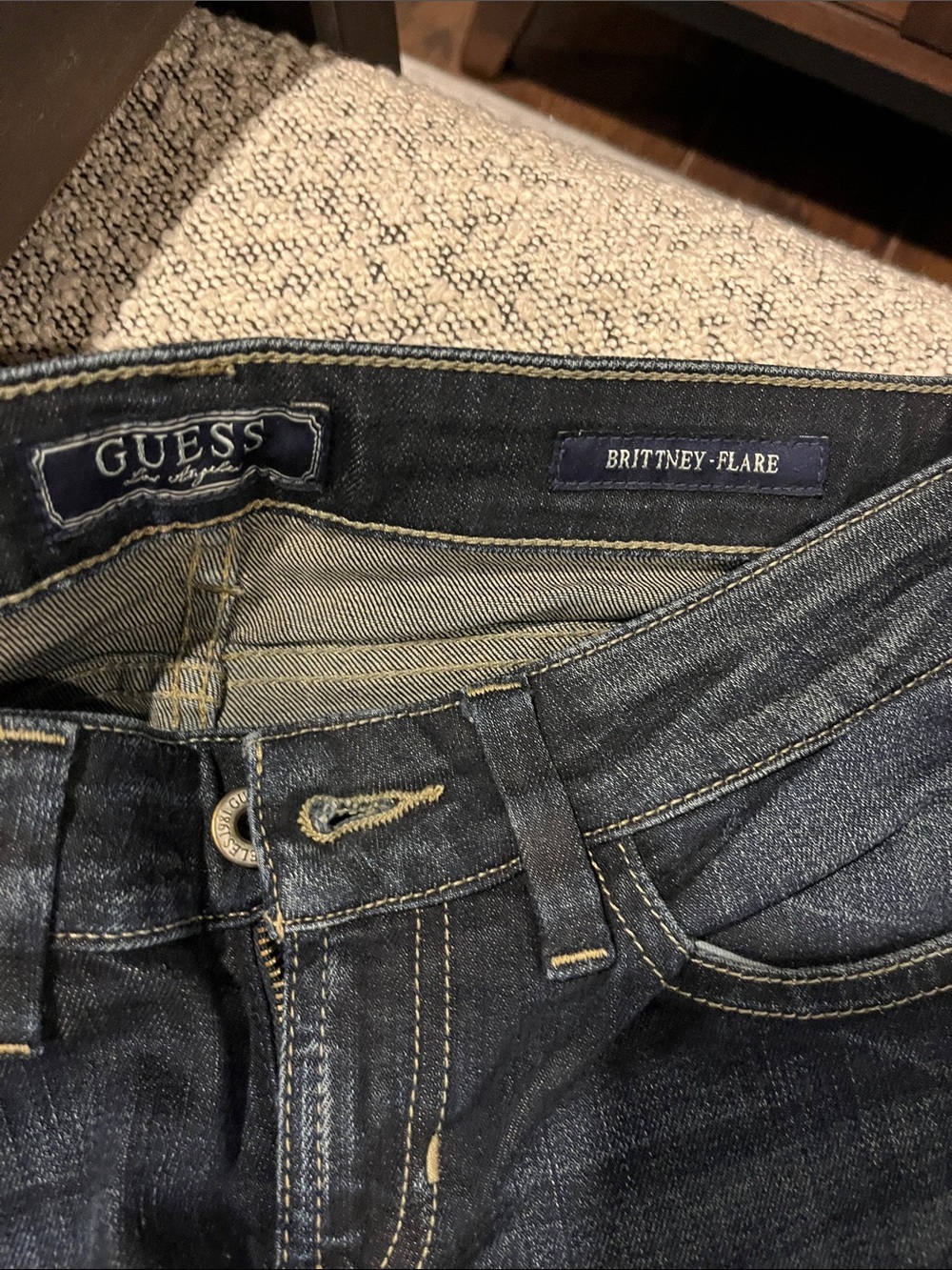 GUESS Dark Indigo flare Jeans for Women - Picture 2 of 3